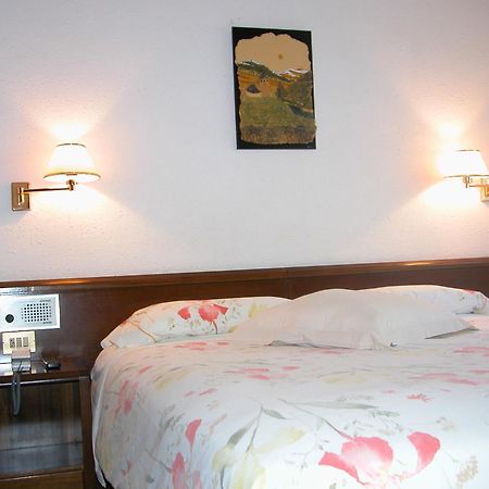 בוסוסט Hosteria Catalana מראה חיצוני תמונה